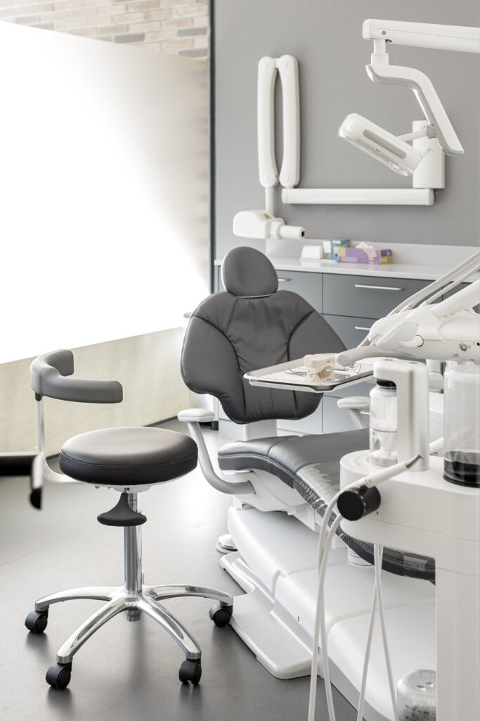 invisalign-dental-office