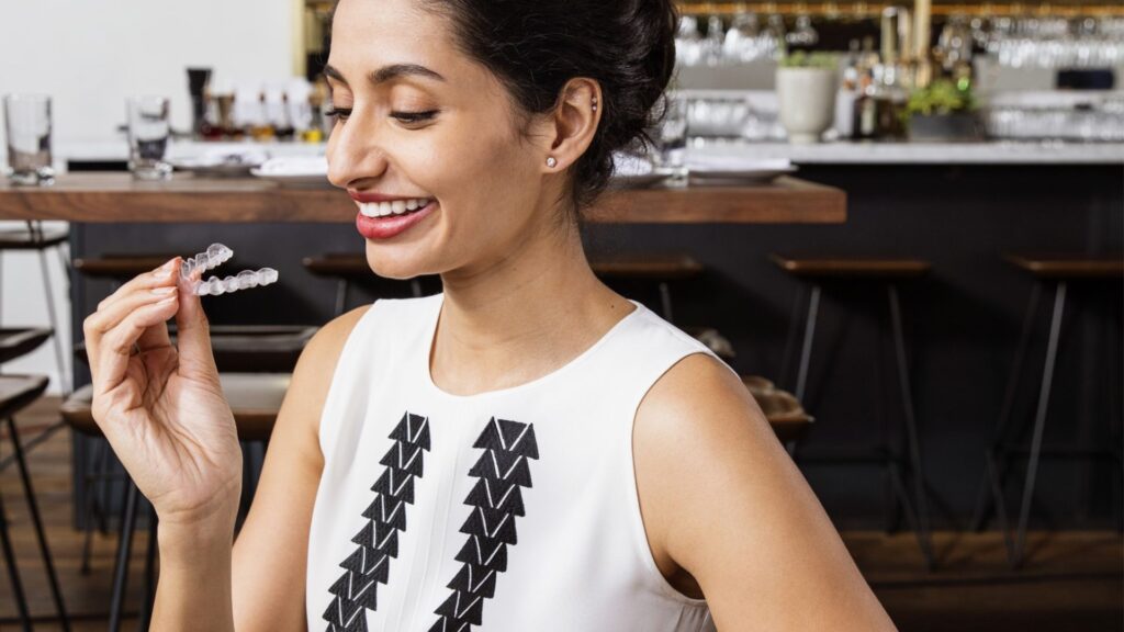 invisalign-woman-wearing-aligner